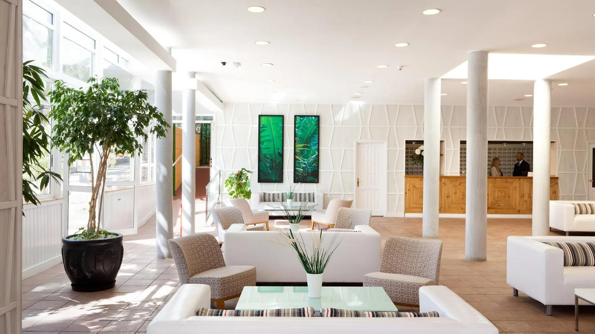 Checkin Bungalows Atlantida Los Cristianos  Aparthotel