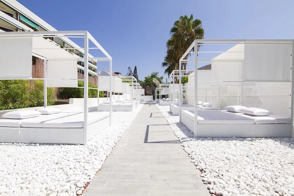 Checkin Bungalows Atlantida Los Cristianos  Los Cristianos (Tenerife)